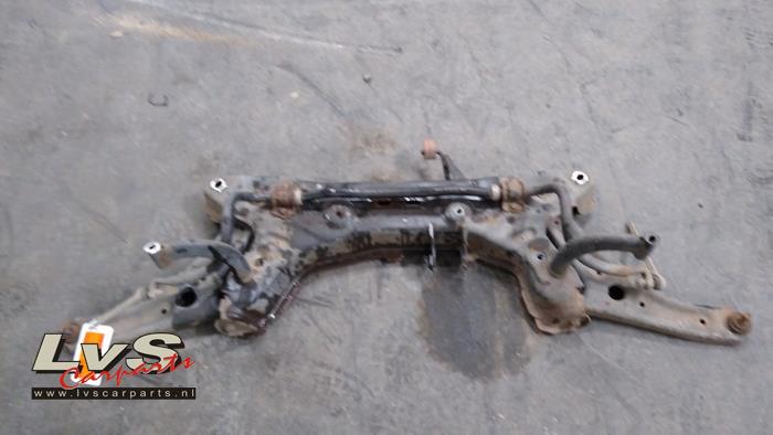 Begagnade Underram Ford EcoSport (JK8) 1.5 Ti-VCT 16V Pris € 75,00 Marginaltabell erbjuds av LvS Carparts