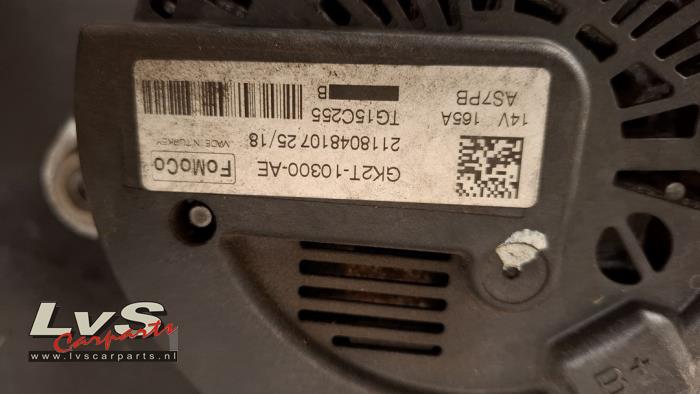 Dynamo van een Ford Transit Custom 2.0 TDCi 16V Eco Blue 105 2018