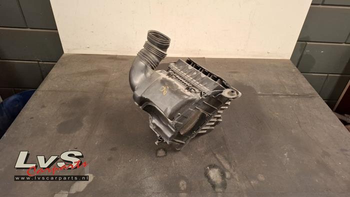 Gebrauchte Luftfiltergehäuse Renault Grand Scénic IV (RFAR) 1.7 Blue dCi 120 Preis € 25,00 Margenregelung angeboten von LvS Carparts