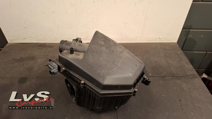 Begagnade Luftfilterhus Volvo V60 I (FW/GW) 1.6 DRIVe Pris € 45,00 Marginaltabell erbjuds av LvS Carparts