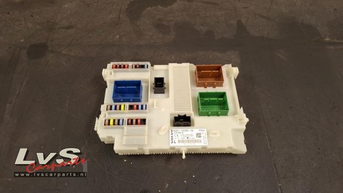 Used Body control computer Volvo V60 I (FW/GW) 1.6 DRIVe Price € 145,00 Margin scheme offered by LvS Carparts