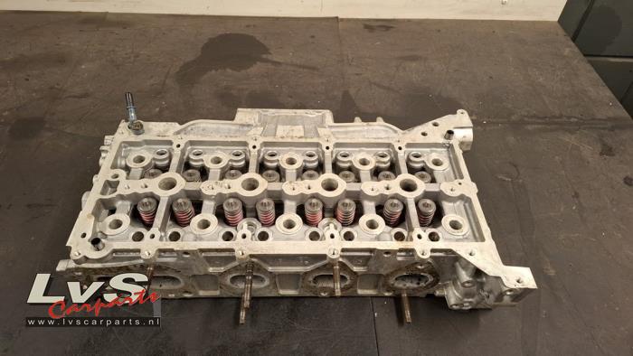 Usagé Culasse Ford Transit Custom 2.0 TDCi 16V Eco Blue 105 Prix € 423,50 Prix TTC proposé par LvS Carparts