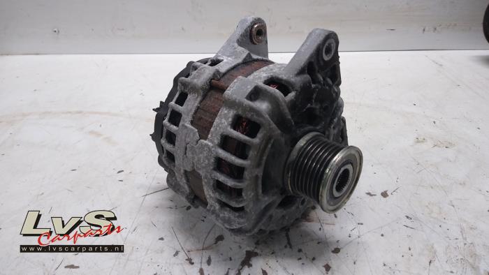 Used Dynamo Nissan Qashqai (J11) 1.3 DIG-T 140 16V Price € 75,00 Margin scheme offered by LvS Carparts