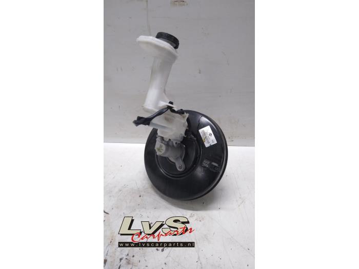 Usagé Assistant de freinage Nissan Qashqai (J11) 1.3 DIG-T 140 16V Prix € 70,00 Règlement à la marge proposé par LvS Carparts