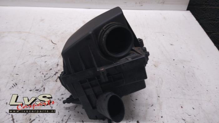 Begagnade Luftfilterhus Opel Corsa E 1.4 Turbo 16V Pris € 75,00 Marginaltabell erbjuds av LvS Carparts