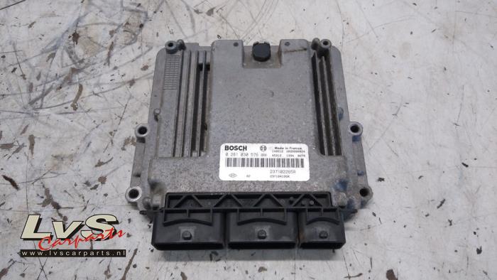 Used Engine management computer Renault Master III (EV/HV/UV/VA/VB/VD/VF/VG/VJ) 2.3 dCi 150 16V FWD Price € 211,75 Inclusive VAT offered by LvS Carparts