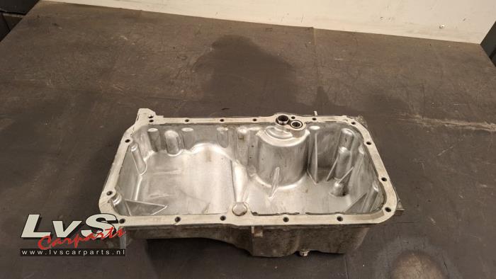 Usagé Couvercle carter Suzuki SX4 S-Cross (JY) 1.4 Booster Jet Turbo 16V SHVS Prix € 50,00 Règlement à la marge proposé par LvS Carparts