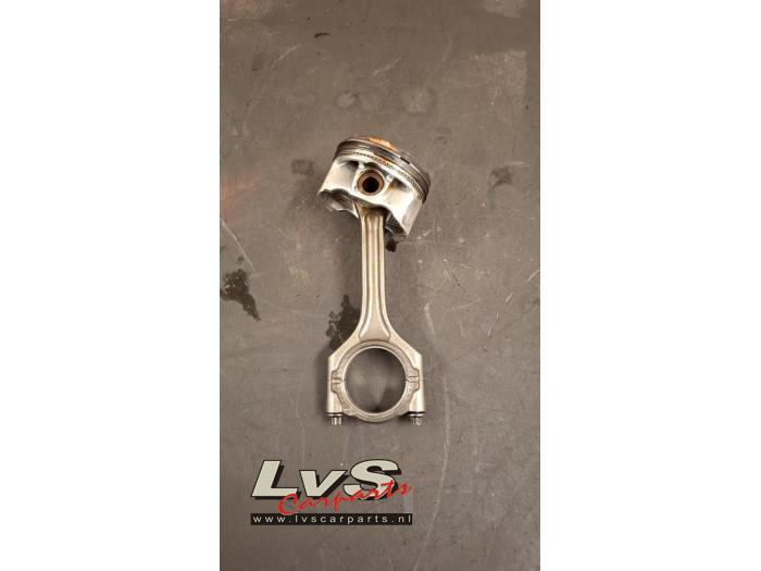 Gebrauchte Pleuelstange Suzuki SX4 S-Cross (JY) 1.4 Booster Jet Turbo 16V SHVS Preis € 75,00 Margenregelung angeboten von LvS Carparts