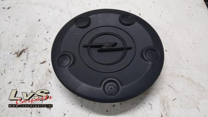 Używane Kolpak Opel Vivaro 1.5 CDTI 102 Cena € 16,94 Z VAT oferowane przez LvS Carparts