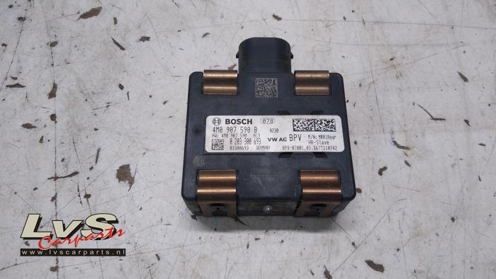 Begagnade Dödvinkelsensor Audi Q7 (4MB/4MG) 3.0 TDI V6 24V Pris € 245,00 Marginaltabell erbjuds av LvS Carparts