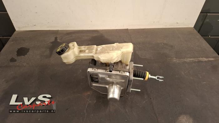 Usagé Servo frein Ford Focus 4 Wagon 1.5 EcoBlue 120 Prix € 350,00 Règlement à la marge proposé par LvS Carparts