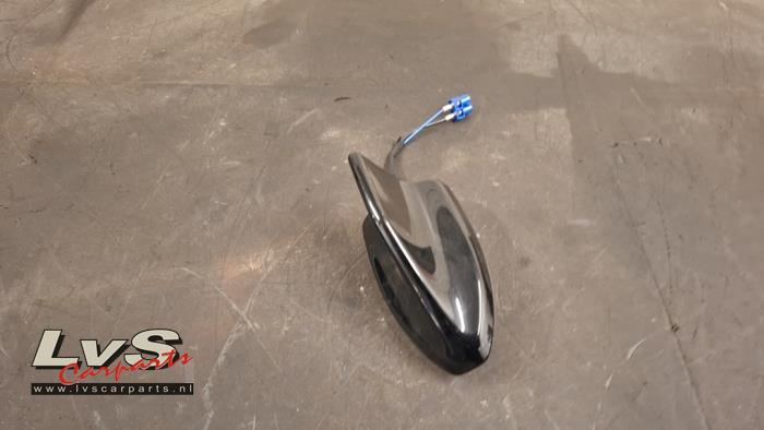 Używane Antena Ford Focus 4 Wagon 1.5 EcoBlue 120 Cena € 40,00 Procedura marży oferowane przez LvS Carparts