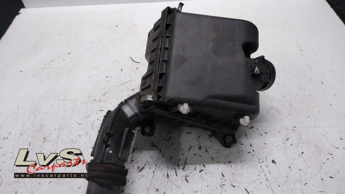 Begagnade Luftfilterhus Fiat Fullback 2.4 Turbodiesel 180 4x4 Pris € 90,75 Inklusive moms erbjuds av LvS Carparts