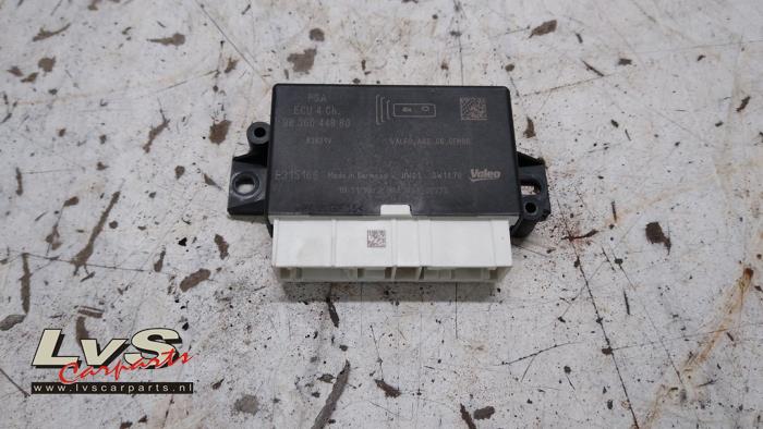 Usados Módulo PDC Opel Combo Cargo 1.5 CDTI 100 Precio € 30,00 Norma de margen ofrecido por LvS Carparts