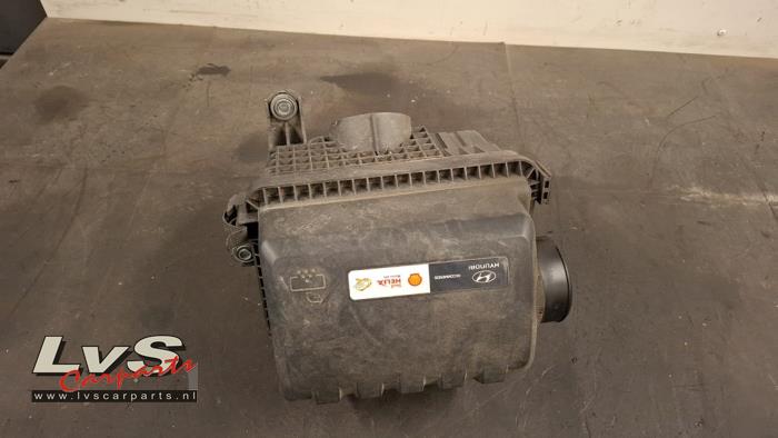 Begagnade Luftfilterhus Hyundai i30 Wagon (PDEF) 1.0 T-GDI 12V Pris € 70,00 Marginaltabell erbjuds av LvS Carparts