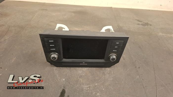 Używane Radio Seat Ibiza V (KJB) 1.0 12V Cena € 175,00 Procedura marży oferowane przez LvS Carparts