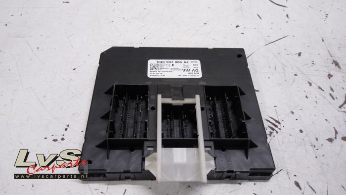 Used Body control computer Skoda Octavia Combi (5EAC) 2.0 TDI GreenTec 16V Price € 65,00 Margin scheme offered by LvS Carparts