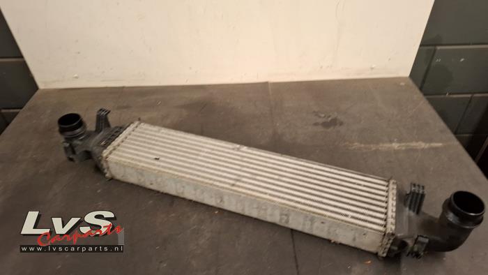Usados Intercooler Mercedes B (W246/W242) 1.6 B-200 BlueEFFICIENCY Turbo 16V Precio € 60,00 Norma de margen ofrecido por LvS Carparts