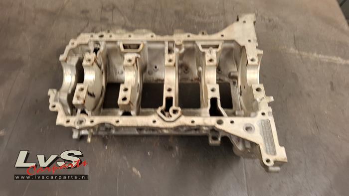 Used Engine crankcase BMW 3 serie (F30) 316i 1.6 16V Price € 200,00 Margin scheme offered by LvS Carparts