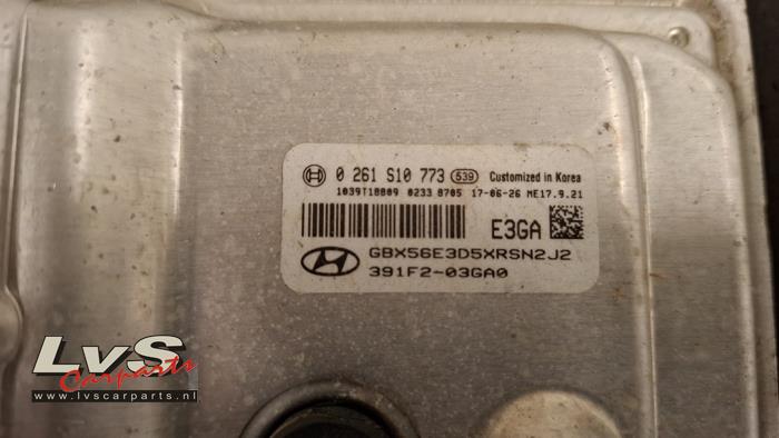 Engine management computer from a Hyundai i20 (GBB) 1.2i 16V 2017