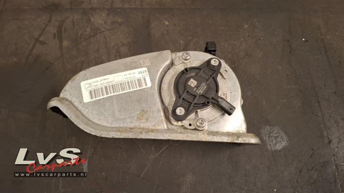 Usagé Couvercle de distribution Skoda Octavia Combi (NXAC) Prix € 50,00 Règlement à la marge proposé par LvS Carparts