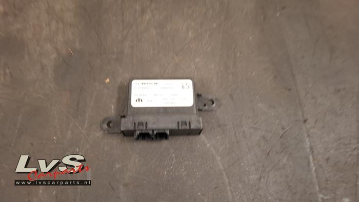 Begagnade PDC-modul Fiat 500X (334) 1.4 Multi Air 16V Pris € 40,00 Marginaltabell erbjuds av LvS Carparts