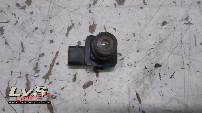 Używane Kamera cofania Ford Transit Connect (PJ2) 1.6 TDCi 16V 95 Cena € 50,00 Procedura marży oferowane przez LvS Carparts
