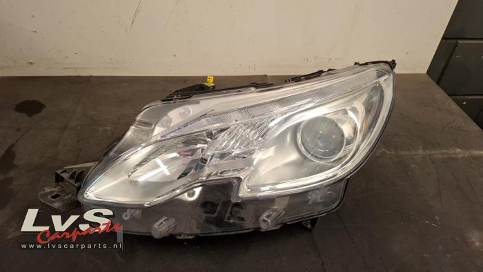 Gebrauchte Scheinwerfer links Peugeot 2008 (CU) 1.6 VTI 16V Preis € 200,00 Margenregelung angeboten von LvS Carparts