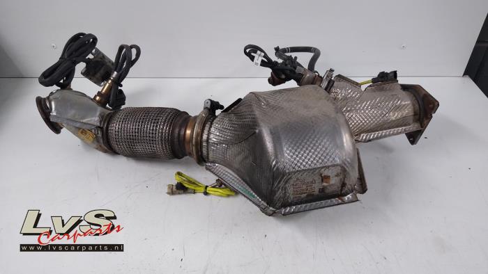 Używane Katalizator Iveco New Daily VI 35C18,35S18,40C18,50C18,60C18,65C18,70C18 Cena € 847,00 Z VAT oferowane przez LvS Carparts