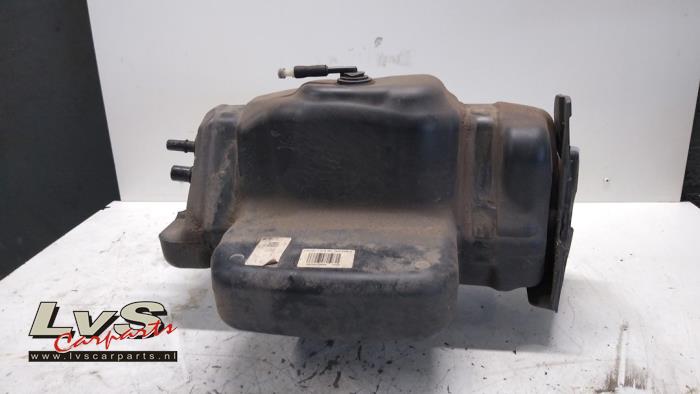 Gebrauchte Adblue Tank Iveco New Daily VI 35C18,35S18,40C18,50C18,60C18,65C18,70C18 Preis € 453,75 Mit Mehrwertsteuer angeboten von LvS Carparts