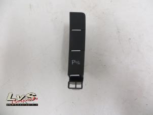 Used PDC switch Volkswagen Golf Price € 13,00 Margin scheme offered by LvS Carparts