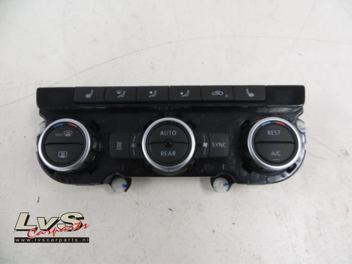 Air conditioning control panel from a Volkswagen Sharan 2014