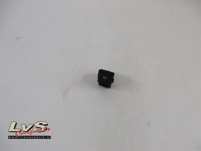 Gebrauchte Handbremse Schalter Audi A3 Preis € 56,00 Margenregelung angeboten von LvS Carparts