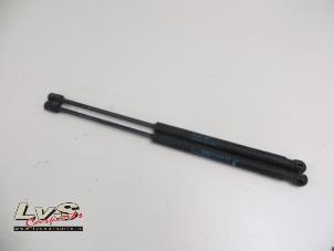 Used Set of gas struts for boot Fiat Stilo Price € 13,00 Margin scheme offered by LvS Carparts