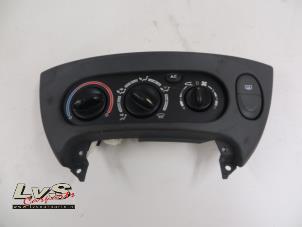 Used Air conditioning control panel Renault Scenic Price € 36,00 Margin scheme offered by LvS Carparts
