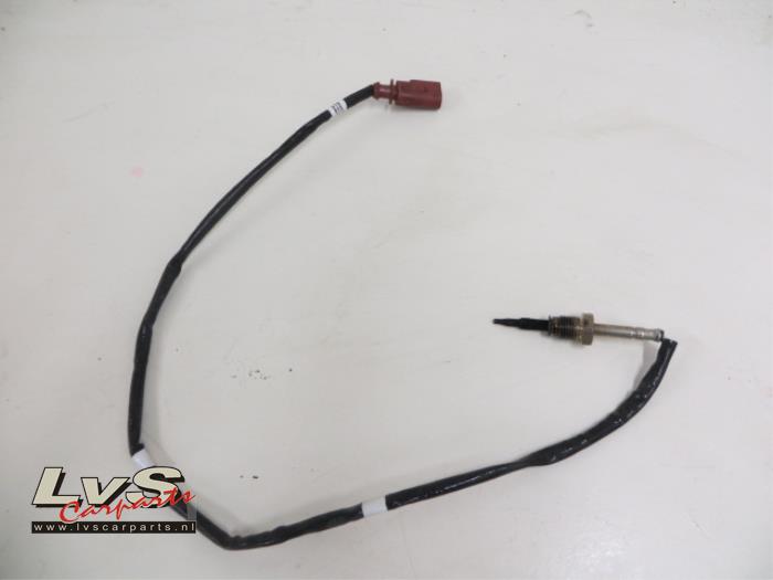 Usagé Sensor température d’échappement Volkswagen Passat Prix € 36,00 Règlement à la marge proposé par LvS Carparts