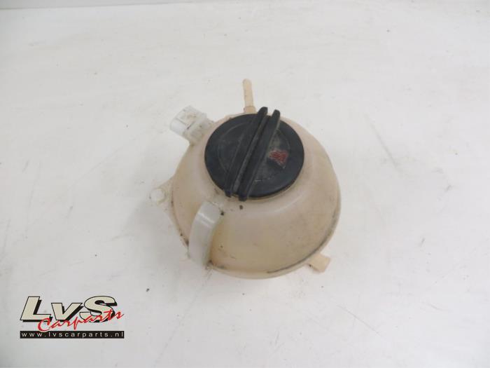 Expansion vessel from a Volkswagen Polo 2015