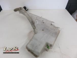 Used Front windscreen washer reservoir BMW 3-Serie Price € 32,00 Margin scheme offered by LvS Carparts