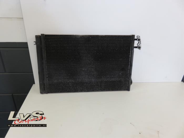 Air conditioning condenser from a BMW 3-Serie 2005