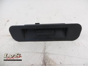 Used Tailgate handle Opel Astra Price € 13,00 Margin scheme offered by LvS Carparts