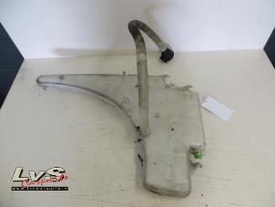 Used Front windscreen washer reservoir BMW 3 serie (E90) 320d 16V Price € 16,00 Margin scheme offered by LvS Carparts