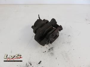 Used Front brake calliper, right BMW 3 serie (E90) 320d 16V Price € 45,00 Margin scheme offered by LvS Carparts