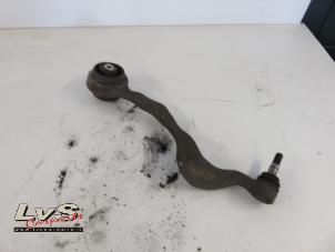 Used Front lower wishbone, left BMW 3 serie (E90) 320d 16V Price € 20,00 Margin scheme offered by LvS Carparts
