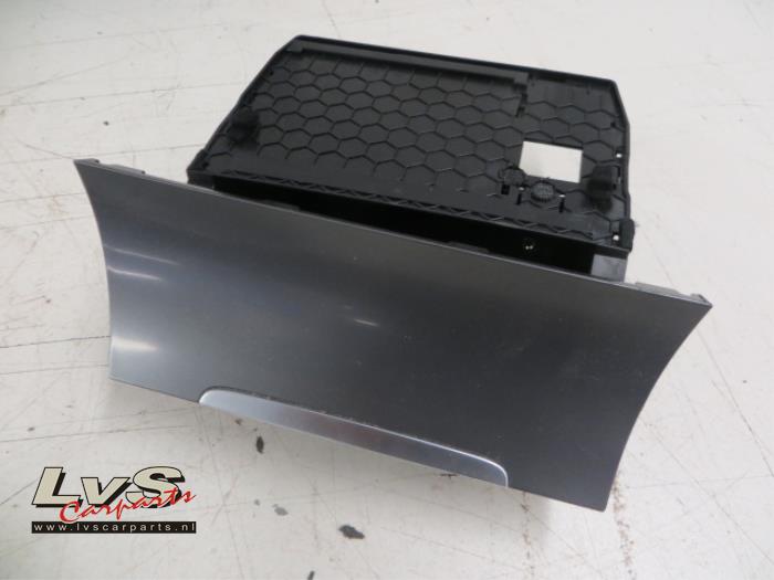 Usagé Divers Volkswagen Golf VII (AUA) Prix € 20,00 Règlement à la marge proposé par LvS Carparts