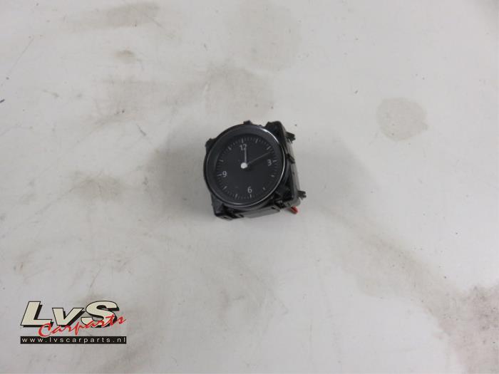 Clock Volkswagen Passat Variant 3G0919204C LvS Carparts