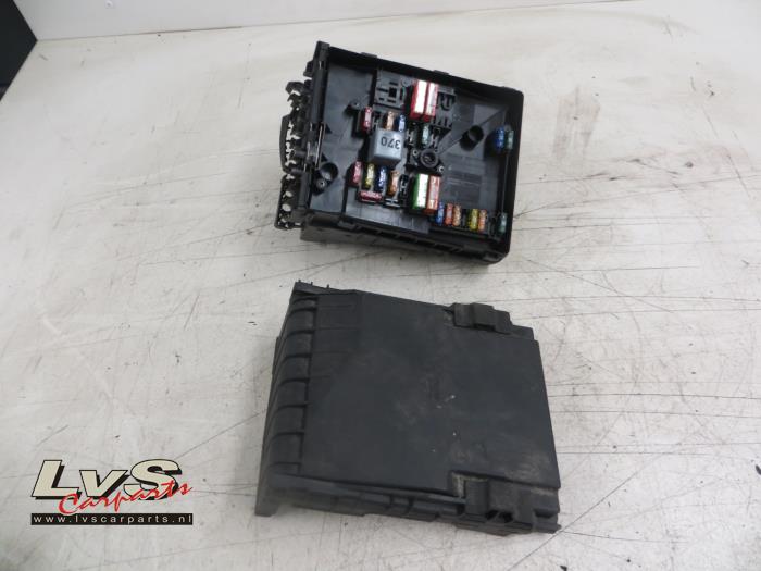 Used Seat Leon (1P1) 1.4 16V Fuse box - 1K0937125D - LvS Carparts ...