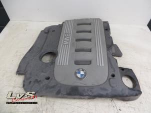Usagé Couverture moteur BMW 5 serie (E60) 525d 24V Prix € 45,00 Règlement à la marge proposé par LvS Carparts