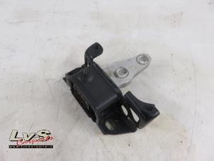 Used Gearbox mount Ford Fiesta 6 (JA8) Price € 20,00 Margin scheme offered by LvS Carparts