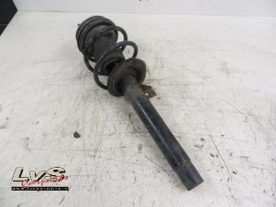 Used Fronts shock absorber, left BMW 3 serie (E46/2C) Price € 36,00 Margin scheme offered by LvS Carparts