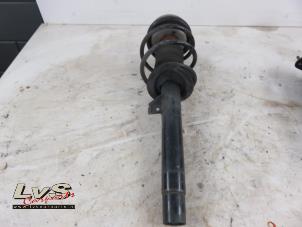 Used Front shock absorber, right BMW 3 serie (E46/2C) Price € 52,00 Margin scheme offered by LvS Carparts